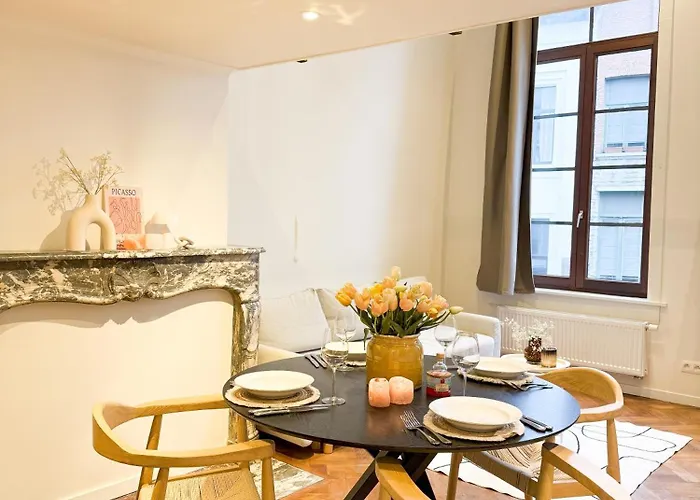 Mayfair Suites
