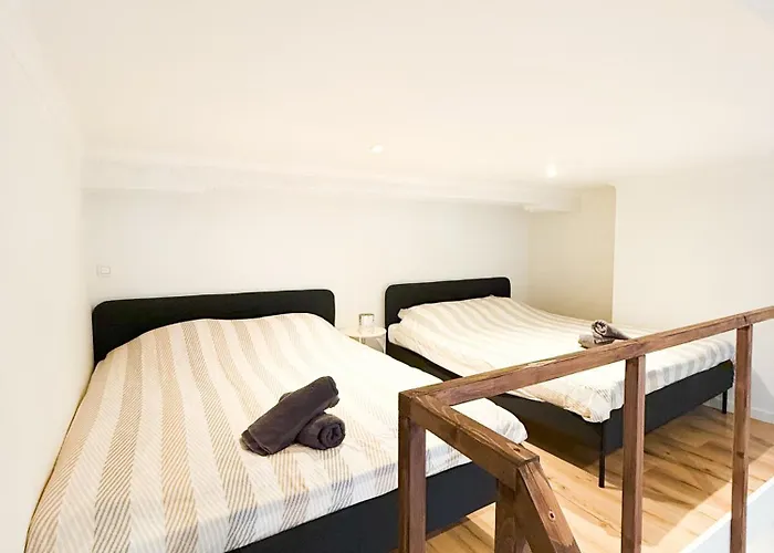 Mayfair Suites